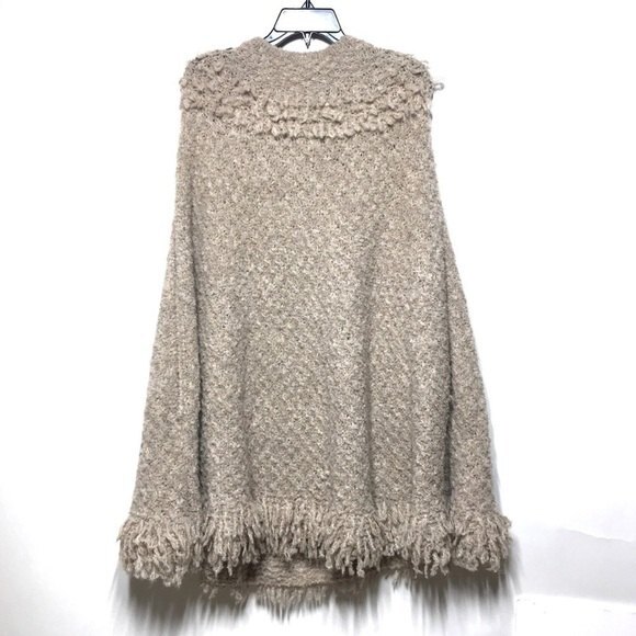 Shupaca Baby Alpaca Poncho Caraveli Tan NWT - Picture 11 of 11